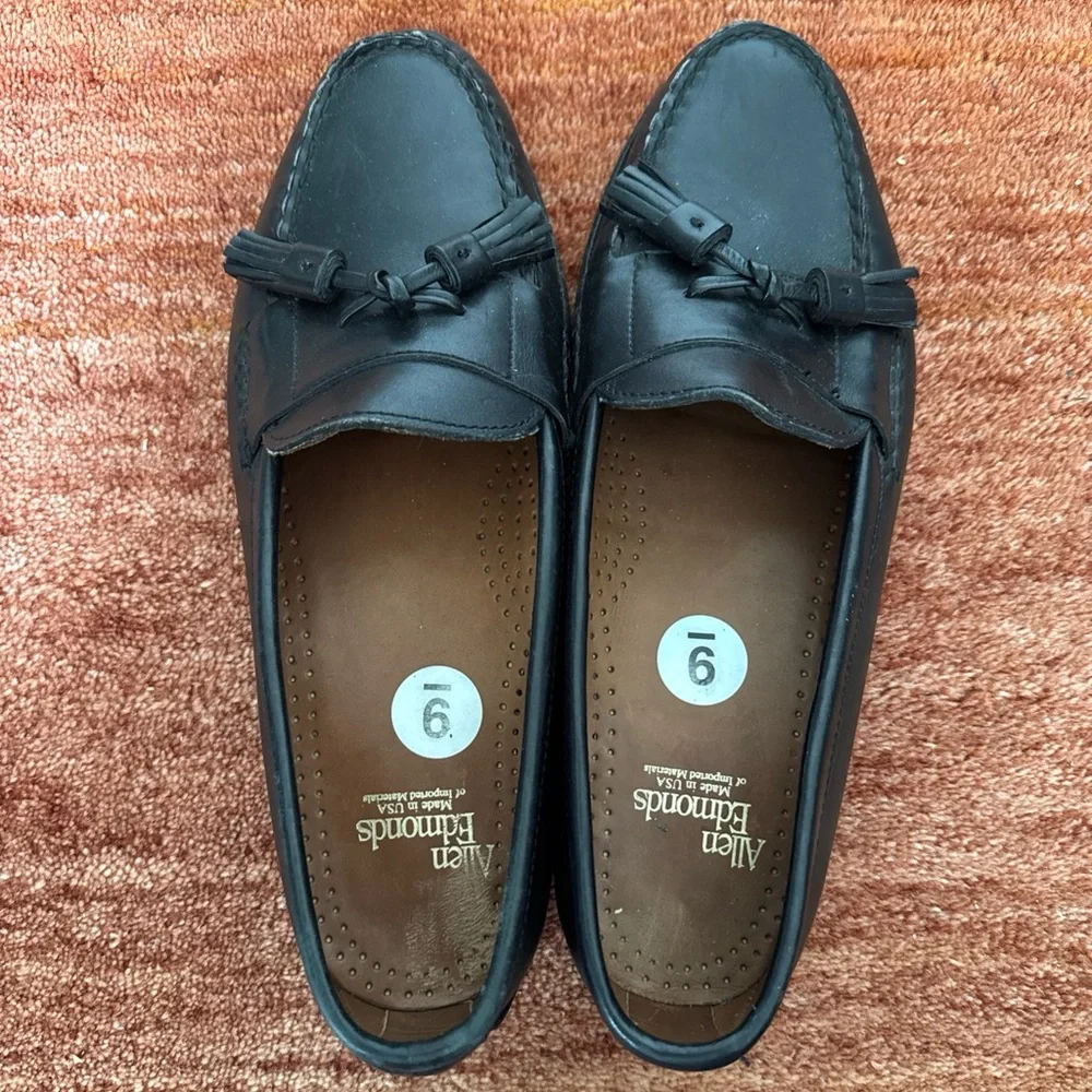 Allen Edmonds Black Tassel Loafers Mens 9 Leather Sole Dress Shoes USA